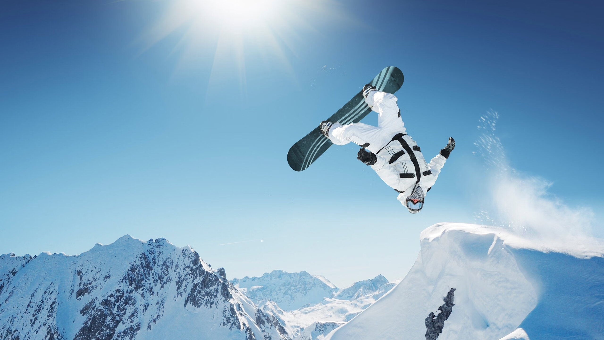 _极地冰川滑雪：挑战极端天气的速度狂飙_，极地冰川护肤品怎么样