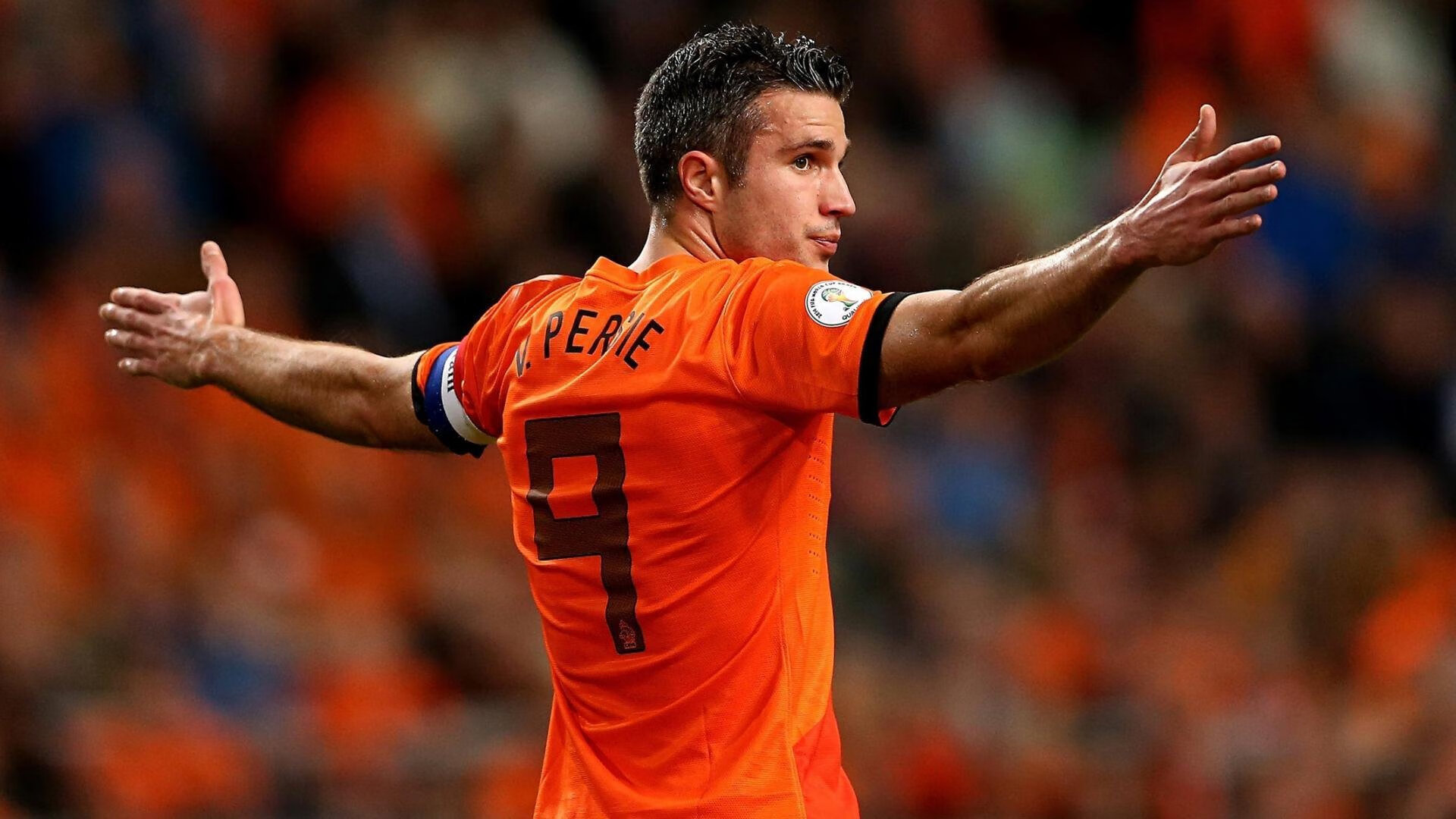 _退役运动员转型：从球场到教练、解说席_，健美运动员席鑫